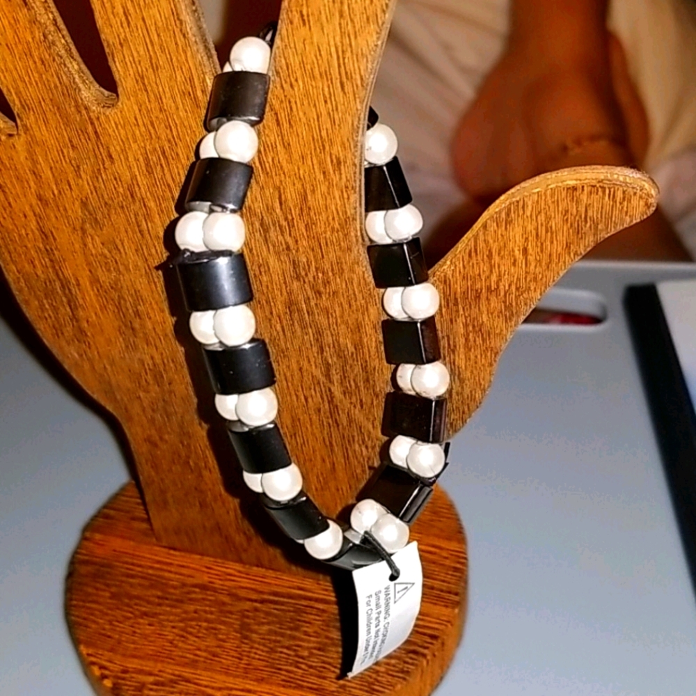 HEMATITE MAGNETIC FASHION BRACELET
